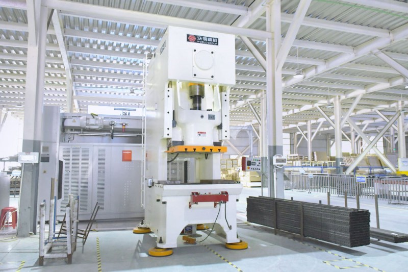 Automaatne fikseeritud laud vajutage